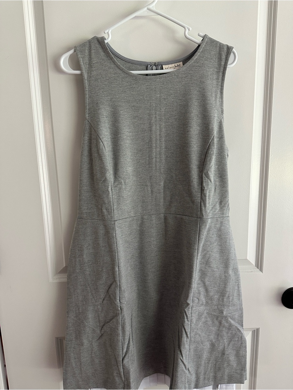 Macy's Light Gray Short Sleeve Women's Tee with Back Zip - XL